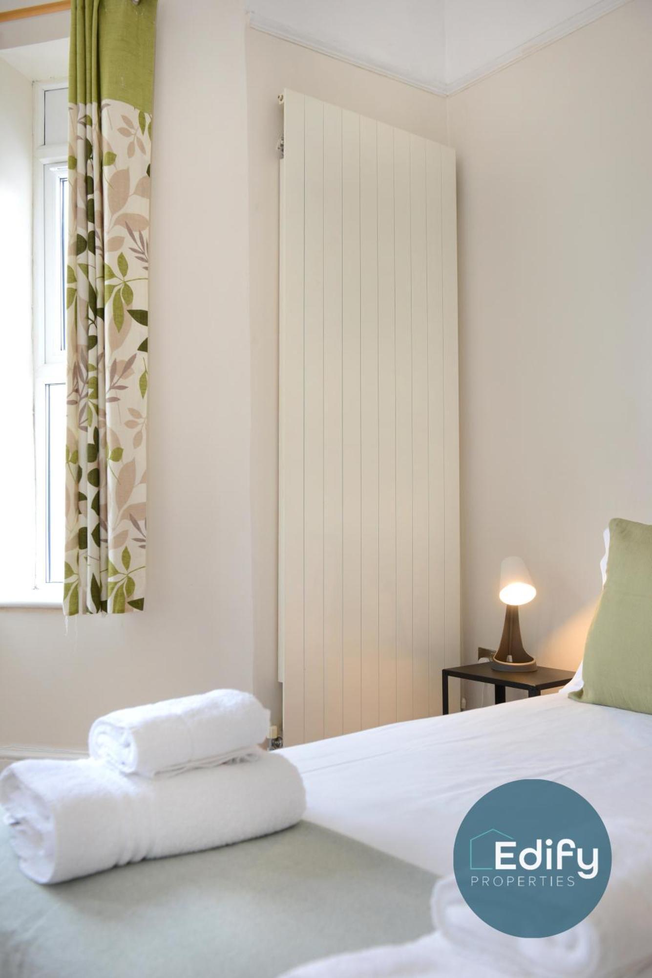 Spacious Flat In City Centre With Garden سوثامبتون المظهر الخارجي الصورة