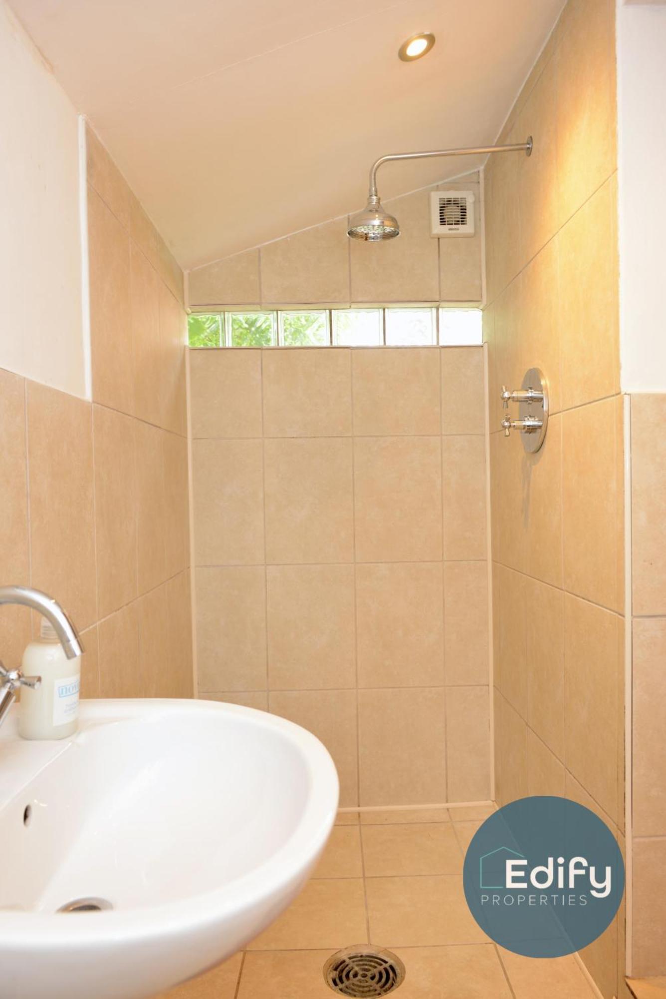 Spacious Flat In City Centre With Garden سوثامبتون المظهر الخارجي الصورة